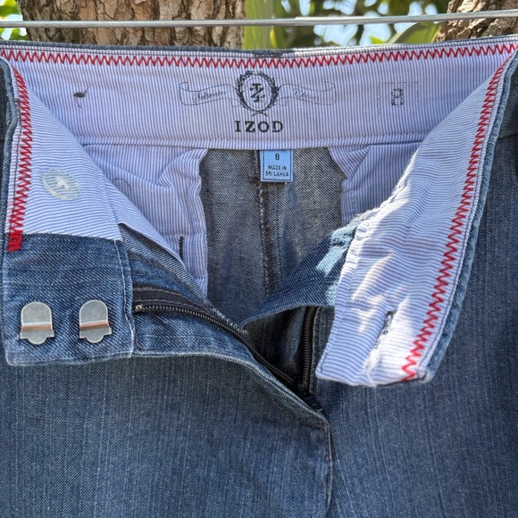 Izod Women’s Classic Blue Denim Chino Bermuda Walking Shorts Size 8 - Picture 5 of 6